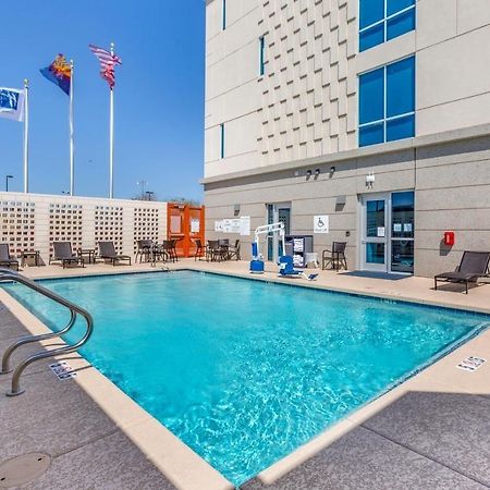 Holiday Inn Express & Suites - Phoenix Dwtn - State Capitol By Ihg Exterior photo