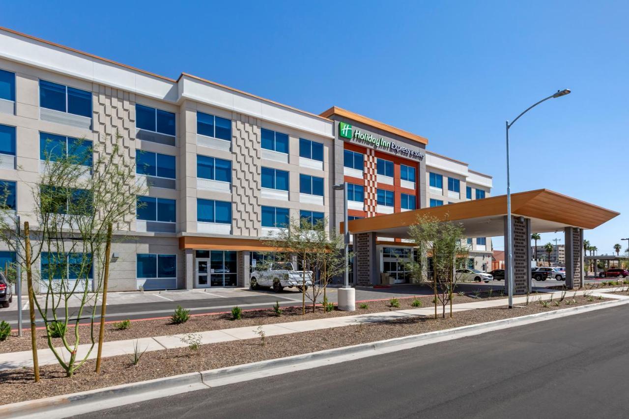 Holiday Inn Express & Suites - Phoenix Dwtn - State Capitol By Ihg Exterior photo